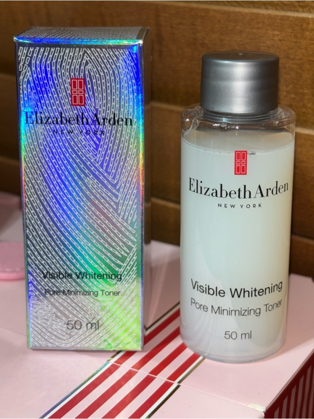 Elizabeth Arden Visible Whitening Pore Minimizing Toner